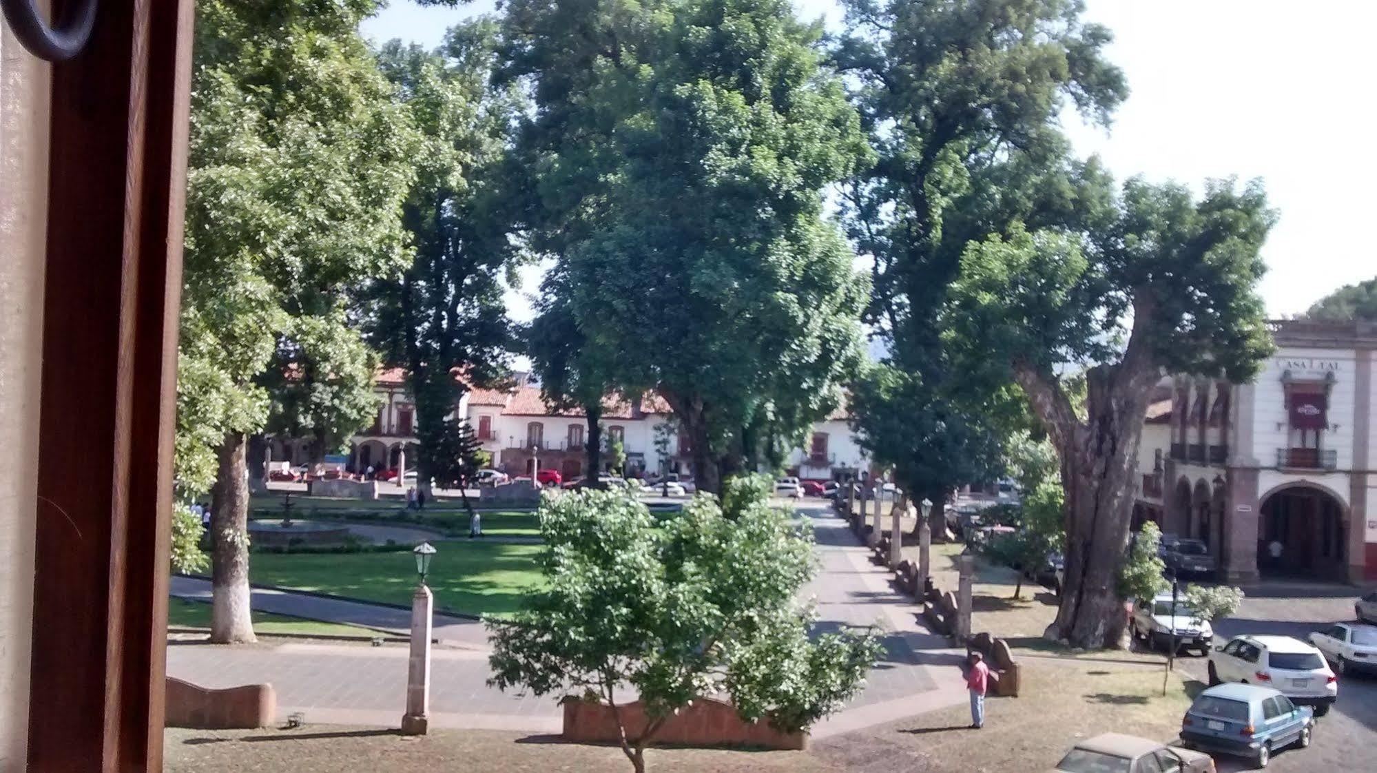 Hotel Casa Del Naranjo Pátzcuaro Zewnętrze zdjęcie